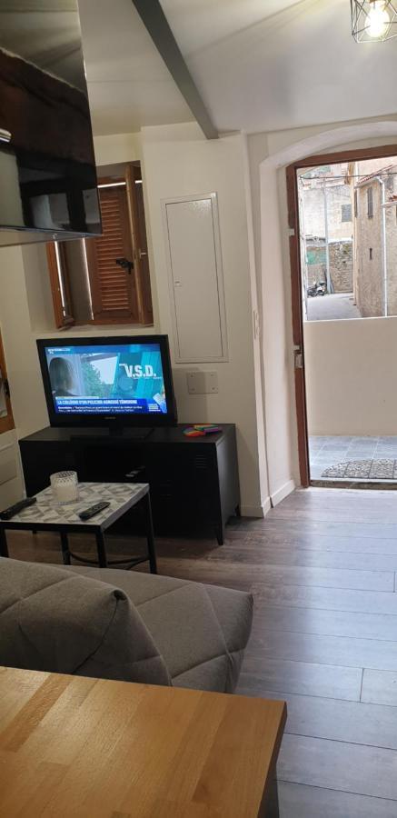 Charmant petit studio refait à neuf Calenzana Exterior foto